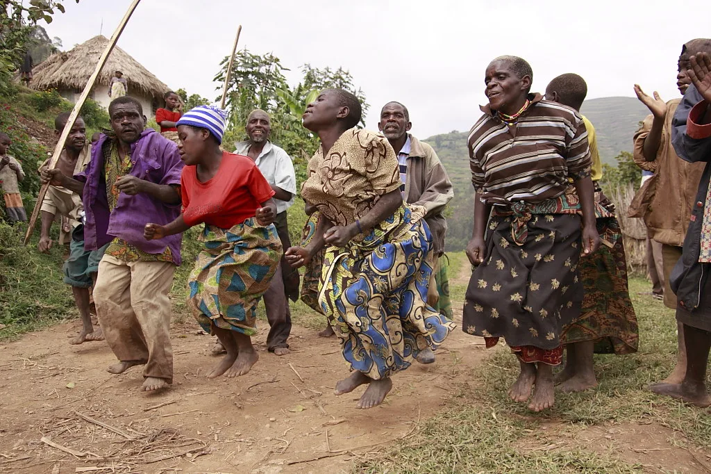 Batwa Dancing Community